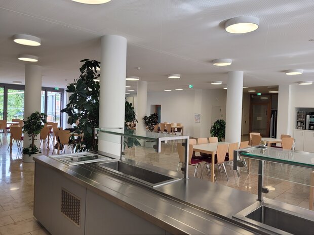  Blick in die Kantine des Finanzamts Fürth